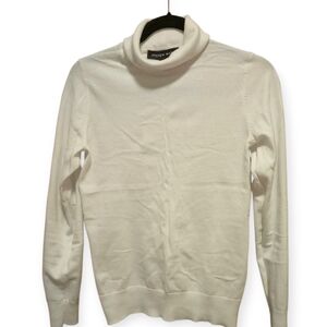 Andrew Marc Turtle neck